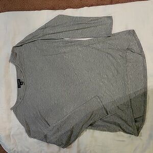 Gray 3/4 sleeve shirt